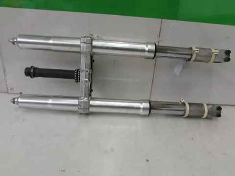 VOORPOTEN COMPLEET Ducati ST2 1997 - 2003