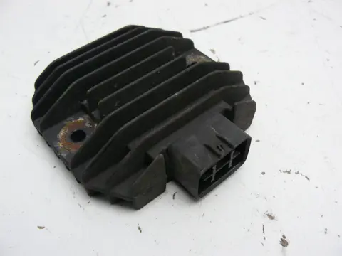 Regulator rectifier  Yamaha BT 1100 2001 - 2005