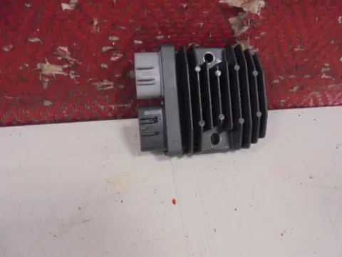 SPANNINGSREGELAAR Ducati Panigale 1199 2012 - 2013