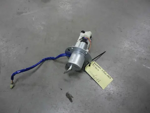 BRANDSTOFPOMP Kawasaki Z 800 2013 - 2014