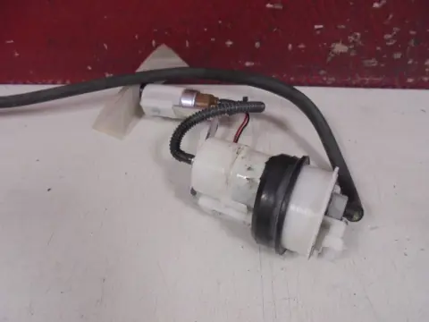 BRANDSTOFPOMP Piaggio Yourban MP3 LT 300 2013 - 2013