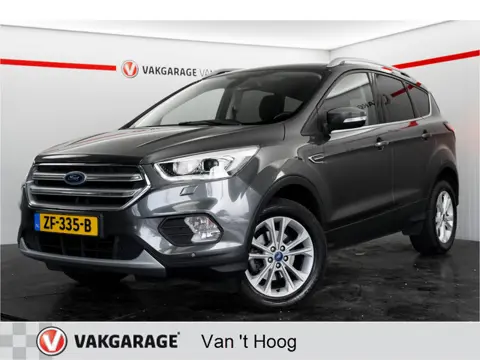 Ford Kuga 1.5 EcoBoost Titanium Stoelverwarming Apple carplay Navigatie