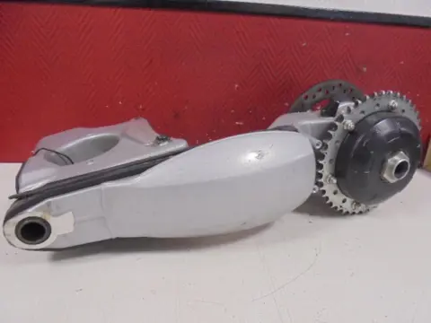 ACHTER BRUG Triumph 955 daytona 1999 - 2001