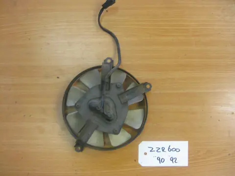 VENTILATOR Kawasaki ZZR 600 1990 - 1992