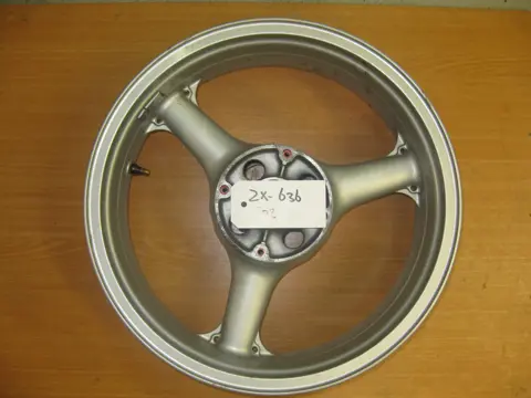 ACHTER VELG Kawasaki ZX 6 R 2000 - 2002