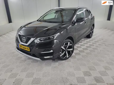 Nissan Qashqai 1.2 Tekna +,Trekhaak, Camera, Navigatie, Parkeersensoren