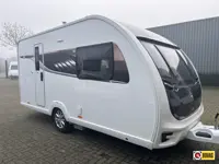 Sprite Cruzer 460 SR met mover en voortent