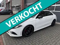 Mercedes-Benz A-klasse A200 AMG Limo LED Pano Camera Sfeer