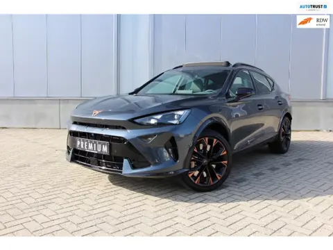 CUPRA Formentor 1.5 TSI e-Hybrid 272PK VZ PANO Schaal Stoel 360 Cam