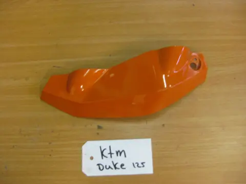 RECHTER TOPKUIP KTM 125 Duke 2013 - 2016