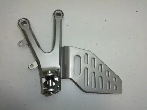 LINKER SCHETSPLAAT Yamaha YZF R6 2006 - 2007