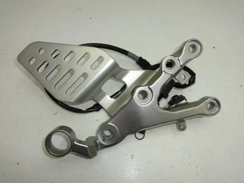 RECHTER SCHETSPLAAT Yamaha YZF R6 2006 - 2007