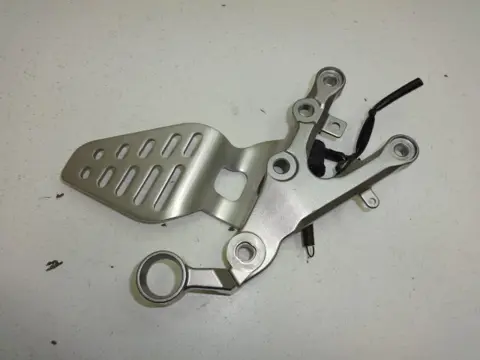 RECHTER SCHETSPLAAT Yamaha YZF R6 2006 - 2007