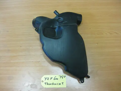 LINKER LUCHTBUIS Yamaha YZF 600 Thundercat 1996 - 2003