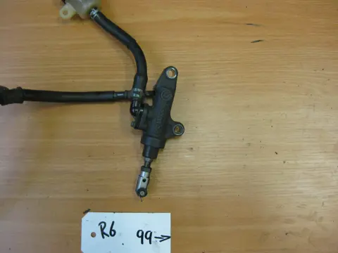 REMPOMP ACHTER Yamaha YZF R6 1998 - 2002