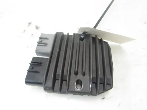 SPANNINGSREGELAAR Yamaha YZF R1 2002 - 2003