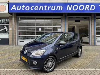 Volkswagen up! 1.0 high up! | Nieuwe Distributieriem | Panoramadak | Navigatie | Airco | Lichtmetale