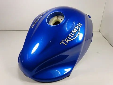 TANK Triumph Sprint ST 1050 2005 - 2011
