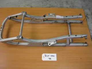 ACHTER SUBFRAME Aprilia RSV 1000 1998 - 2000
