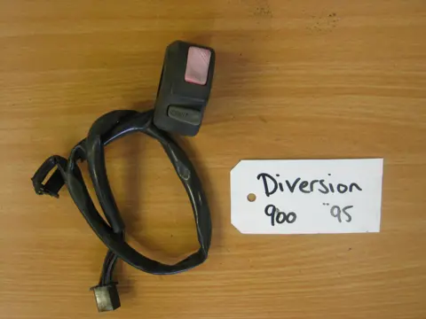 STUURSCHAKELAAR RECHTS Yamaha XJ 900 S Diversion 1994 - 2005
