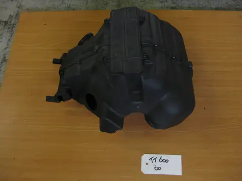 LUCHTFILTERHUIS Triumph TT 600 2002 - 2003