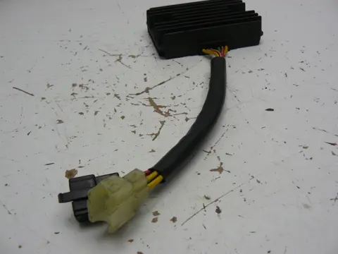 SPANNINGSREGELAAR Ducati 996 1999 - 2002