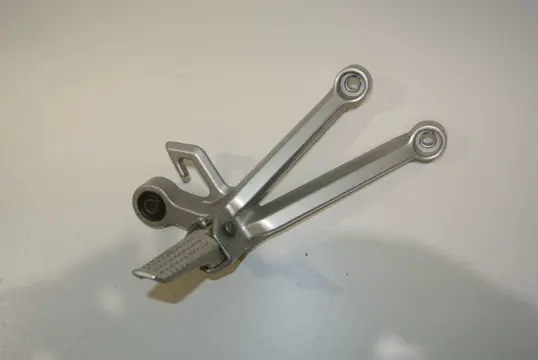 DUO VOETSTEUN RECHTS Suzuki GSX R 600 2004 - 2005