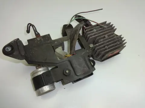 SPANNINGSREGELAAR Honda CB 450 1984 - 1988