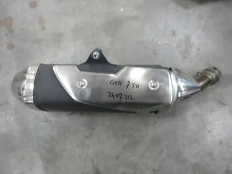 UITLAAT Suzuki GSR 750 2011 - 2016 / 2011 - 2016