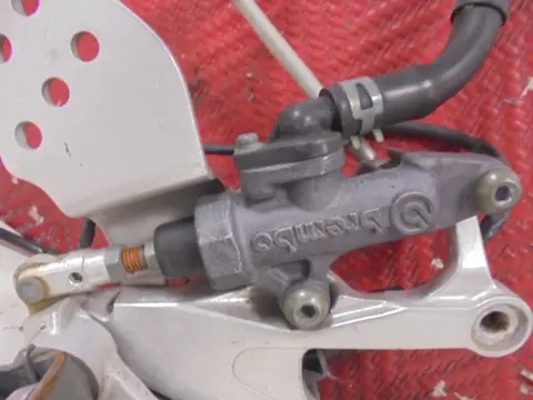 REMPOMP ACHTER Yamaha YZF R6 1998 - 2002