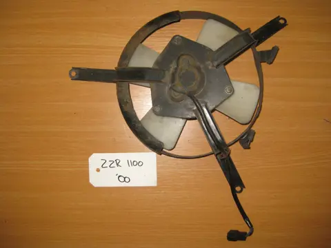 VENTILATOR Kawasaki ZZR 1100 1993 - 2001
