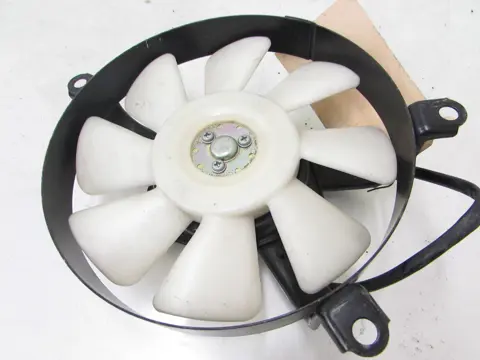 VENTILATOR Kawasaki ZZR 600 1993 - 2005