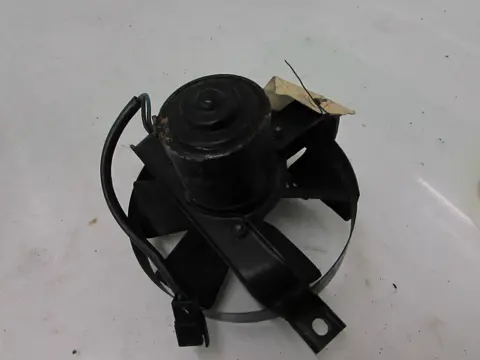 VENTILATOR Honda VF 500 1984 - 1985