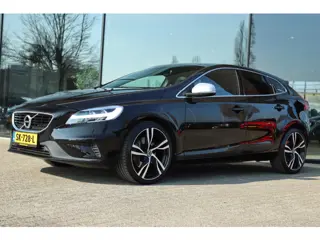 VOLVO V40 2.0 T4 BUSINESS SPORT R-DESIGN AUT. | PANO | LED | LEDER | NAVI | CAMERA | CRUISE | CLIMAT
