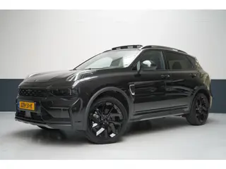 Lynk & Co 01 1.5 | Zwart optiek | Panoramadak | Navigatie | Memory | Apple CarPlay