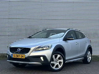 Volvo V40 Cross Country 1.6 T4 Momentum 180 PK Automaat / 104.200 KM! / Navi / Trekhaak / 2015
