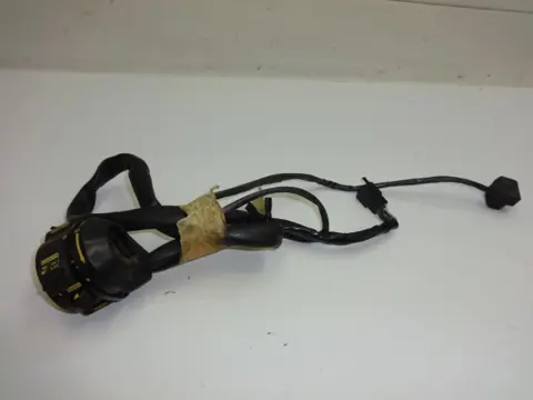 STUURSCHAKELAAR LINKS Honda VF 1000 F 1984 - 1988