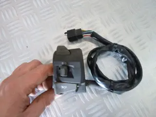 STUURSCHAKELAAR LINKS Aprilia Caponord 1000 2001 - 2007