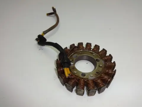 DYNAMO Kawasaki GPZ 550 1970 - 2012