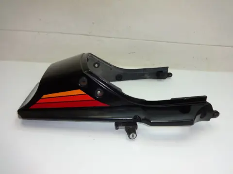 ACHTERKUIPDEEL Kawasaki GPZ 550 1970 - 2012