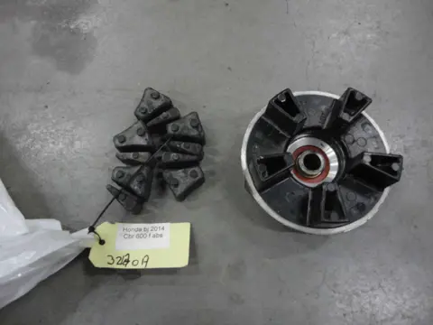 TANDWIELDRAGER Honda CBR 600 F 2011 - 2013