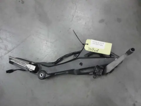 RECHTER SCHETSPLAAT Honda CBR 600 F 2011 - 2013
