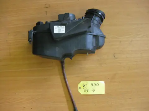 LUCHTFILTERHUIS Honda VT 1100 1987 - 1995
