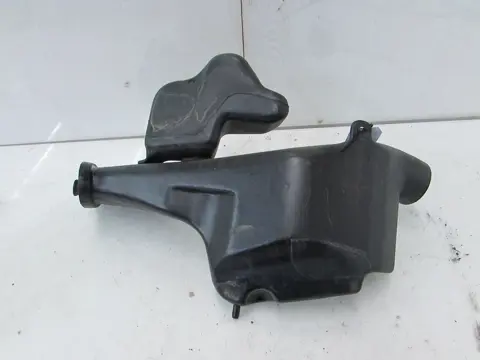 RECHTER LUCHTAANZUIGBUIS Kawasaki ZZR 1100 1993 - 2001