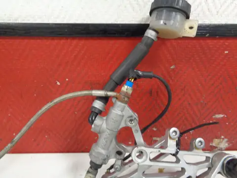 REMPOMP ACHTER Kawasaki ZX 9 R 1998 - 1999