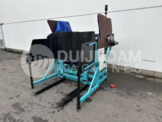 Kistenkantelaar met doseer- en dwarsbandtransporteur max. 135 cm