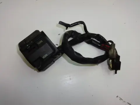 STUURSCHAKELAAR LINKS Kawasaki GPZ 500 1988 - 1994
