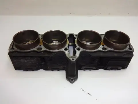 CILINDERBLOK Suzuki GSX F 1100 1988 - 1994