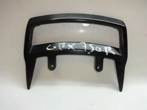 HANDVAT ACHTER Kawasaki GPX 750 1986 - 1988