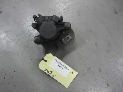 ACHTER REMKLAUW Yamaha YZF R1 2004 - 2006